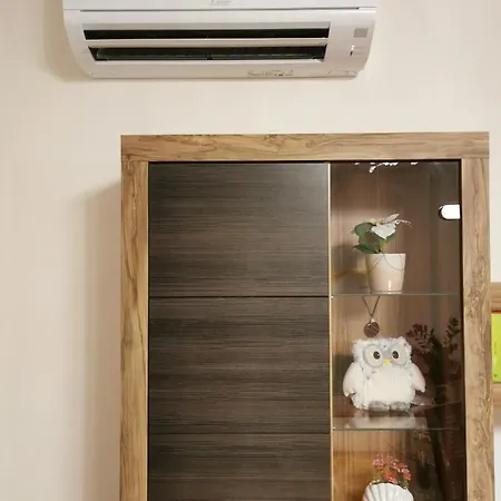 Cozy With Free Parking And Balcony Lägenhet *