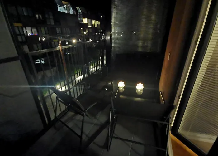 Cozy With Free Parking And Balcony Liubliana