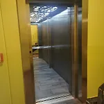 Appartement Cozy With Free Parking And Balcony