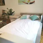 Appartement Cozy With Free Parking And Balcony *